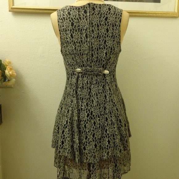 CCESSI Vintage Lace Midi Dress - Picture 4 of 6